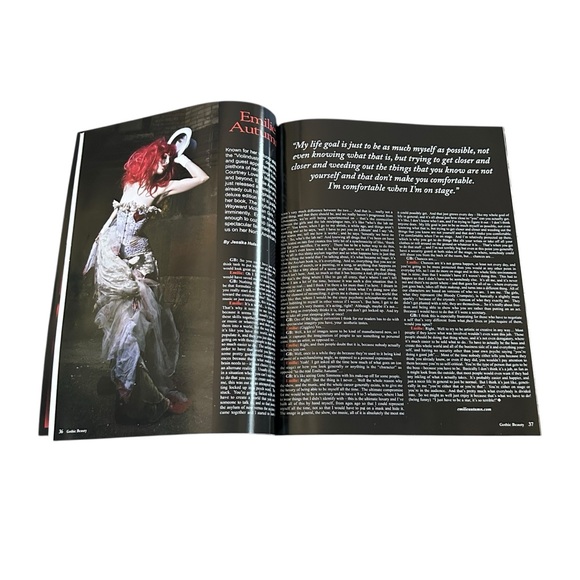 Gothic Beauty Magazine Issue 30 2010 Indie Alternative Goth Scene Beauty Fashion - Picture 4 of 6